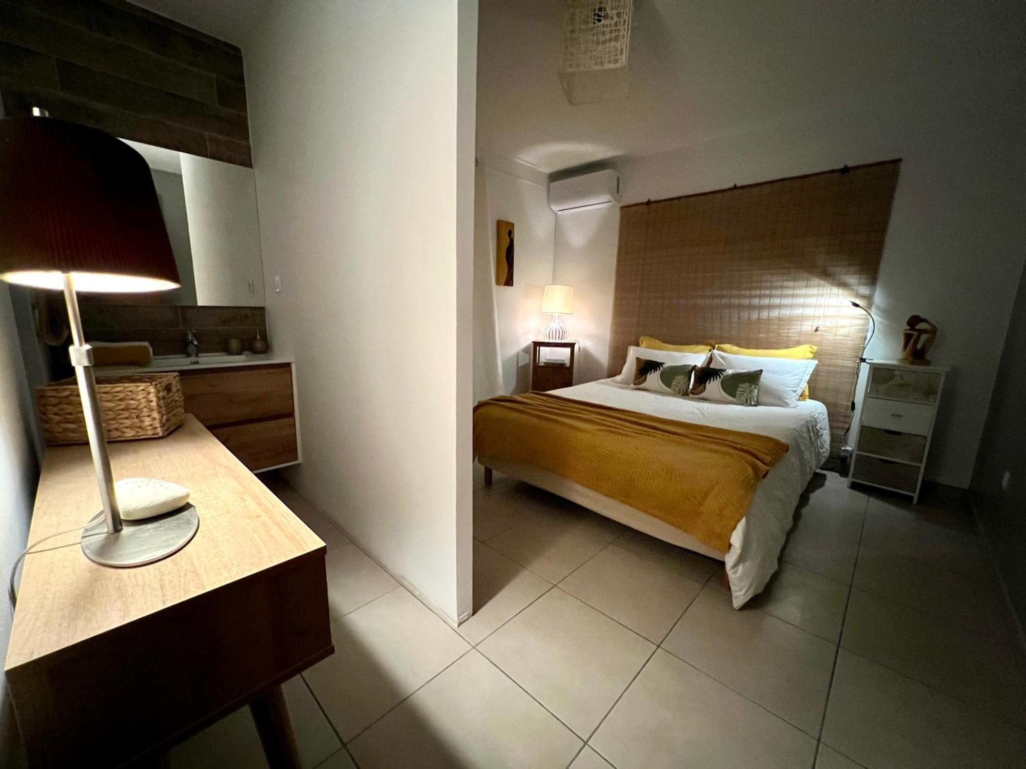 Villa Ti Moon, Entre Deux, Piscine ภายนอก รูปภาพ